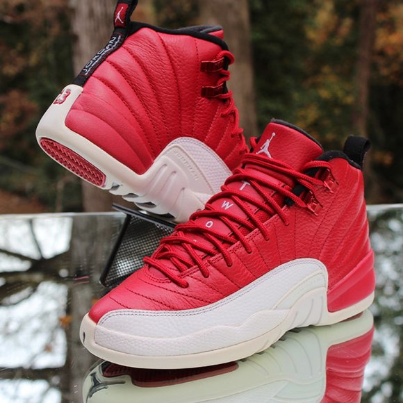 Air Jordan 12 Retro Gym Red Size 5Y - Picture 2 of 12